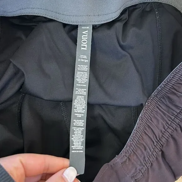 Vuori Trail Short Size XL - Picture 5 of 6